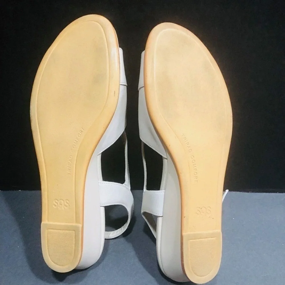SAS‎ Beige Sandals Strappy Low Wedge Open Toe Minimalist Vaca Summer Women 9.5N